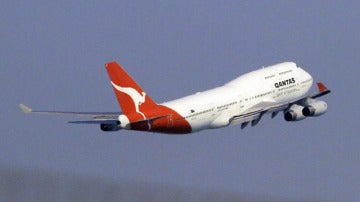 Un avión de la aerolínea Qantas