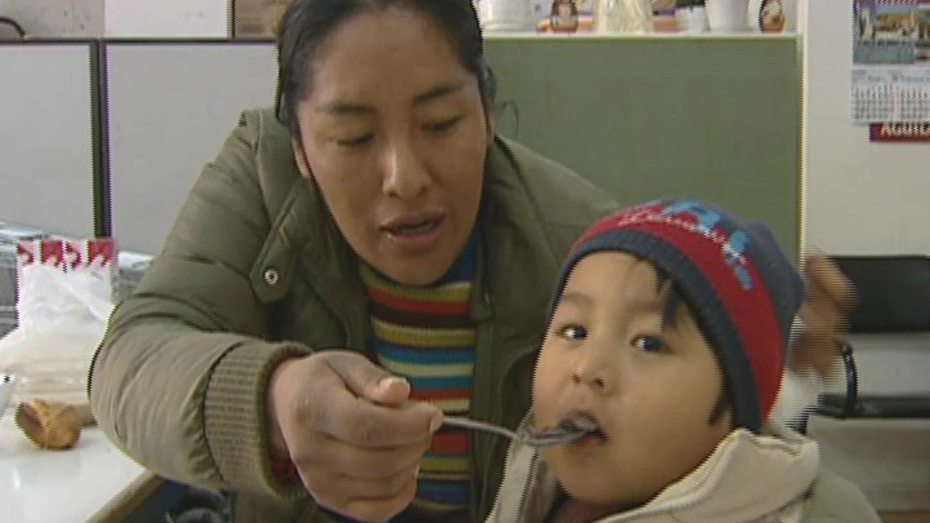 Casi dos milllones de niños están en riesgo de pobreza en España Casi dos milllones de niños están en riesgo de pobreza en España