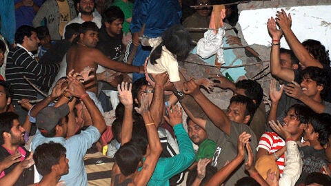 Rescate de una ni&ntilde;a