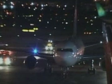 Un avión realiza un aterrizaje de emergencia en Nueva York