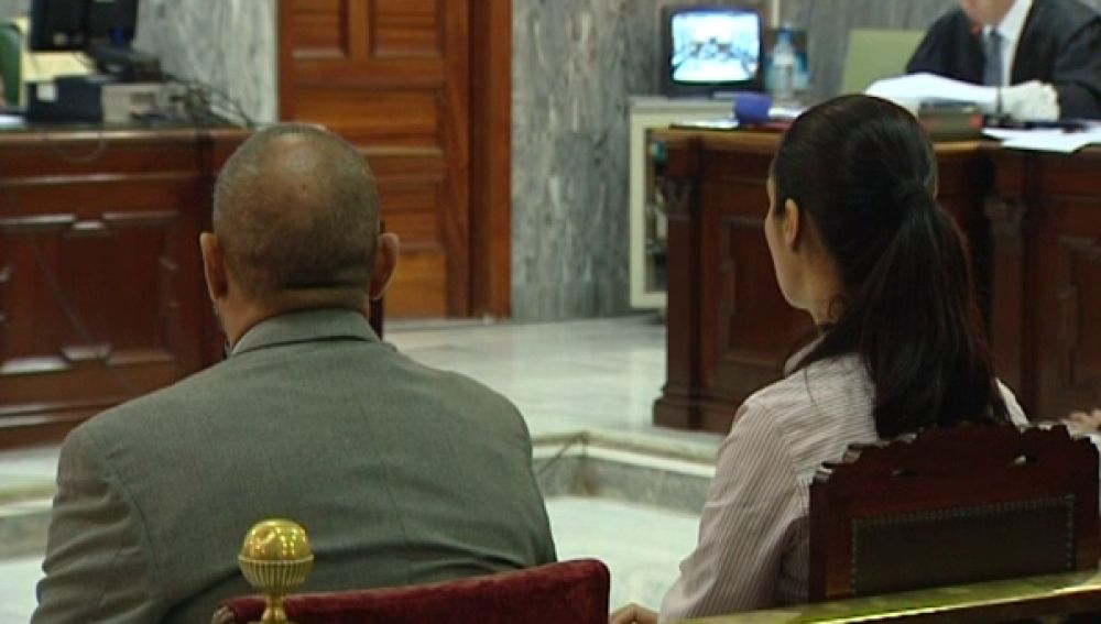 Los peritos confirman que había saliva en el cuerpo de In Sil Oh