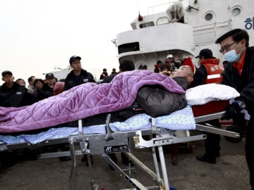 Hallan dos nuevos cadáveres en la isla atacada por Pyongyang