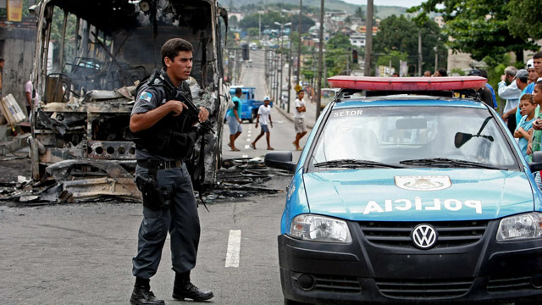 Un agente de policía brasileño Un agente de policía brasileño