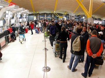 Colas en Barajas