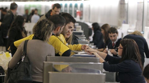 Mostradores de facturaci&oacute;n en Barajas