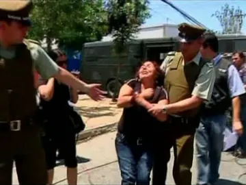 Incidentes y altercados entre los familares de los presos muertos y las autoridades chilenas Incidentes y altercados entre los familares de los presos muertos y las autoridades chilenas