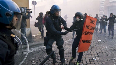 Disturbios en el centro de Roma