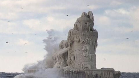 Un faro de hielo en Ohio