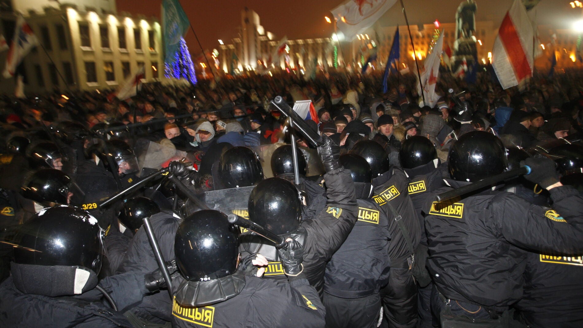 Lukashenko obtiene el 89% de los votos