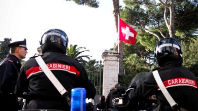 Un grupo anarquista reivindica los atentados contra dos embajadas en Roma
