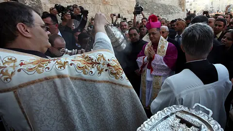Cristianos en la Basílica de la Natividad Cristianos en la Basílica de la Natividad