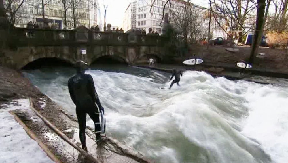 Surfear en el río
