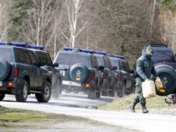 La Guardia Civil halla zulos en el País Vasco en febrero del pasado año La Guardia Civil halla zulos en el País Vasco en febrero del pasado año