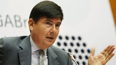 Anticorrupción pide imputar a 26 personas, entre ellas al exministro Pimentel, por el caso de los ERE