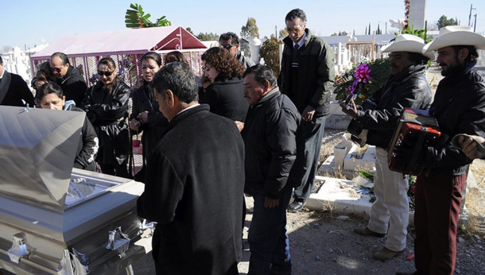 Funeral por una activista asesinada en Ciudad Juárez