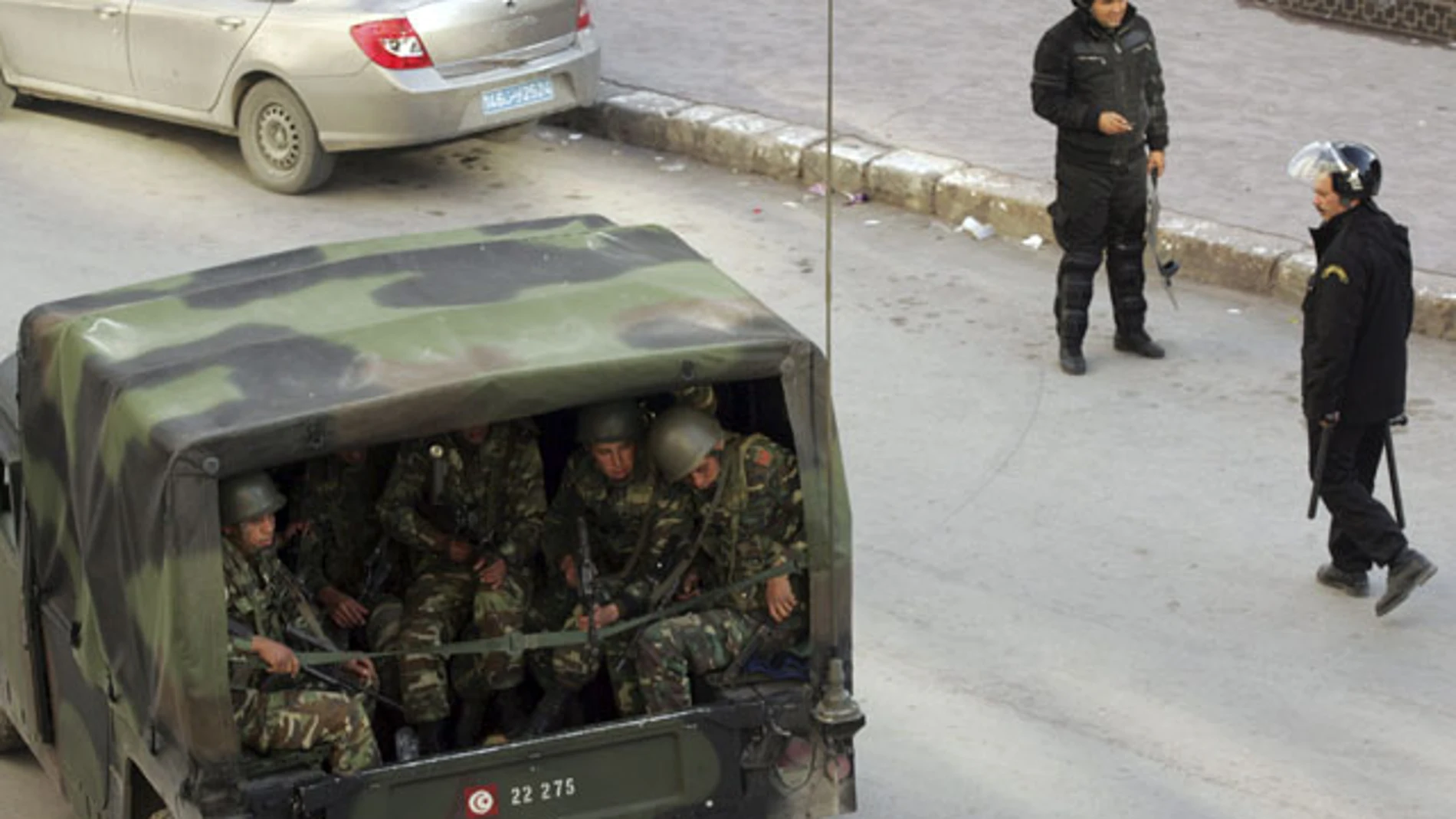 Españoles en Túnez Españoles en Túnez