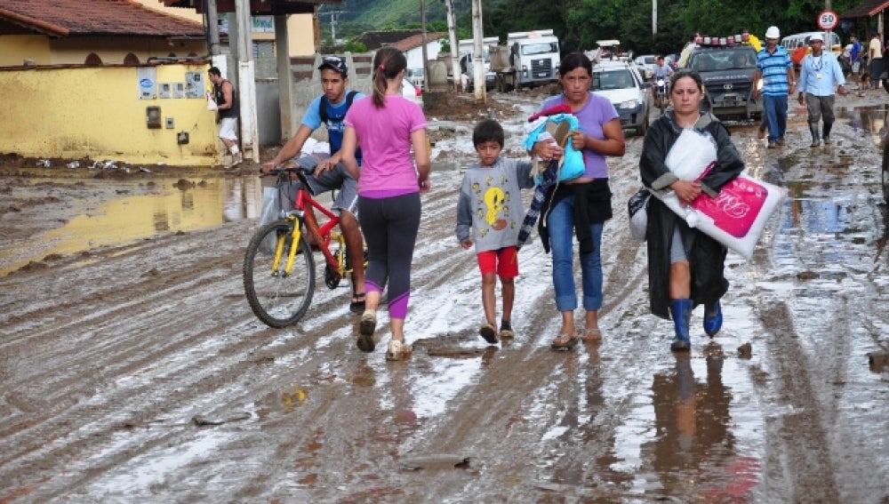 Inundaciones y barro en Brasil