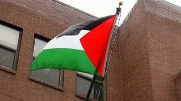 La bandera palestina ondea en Washington