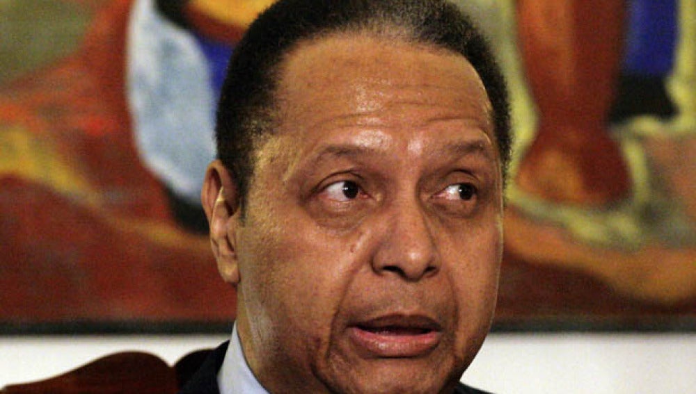 Duvalier asume la responsabilidad por los crímenes de su dictadura