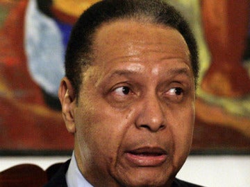 Duvalier asume la responsabilidad por los crímenes de su dictadura