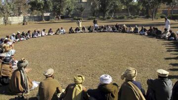 Una asamblea popular en Pakistán