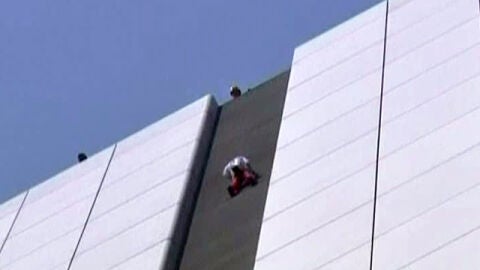 El 'Spiderman' franc&eacute;s, en Hong Kong