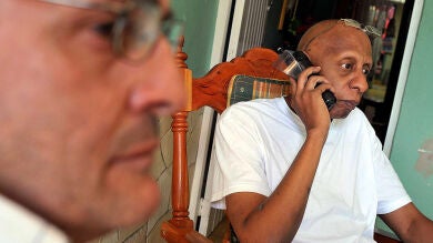Fariñas regresa a casa tras ser atendido en un hospital durante un tercer arresto
