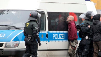 Nueve detenidos en los enfrentamientos entre antidisturbios y okupas en Berlín