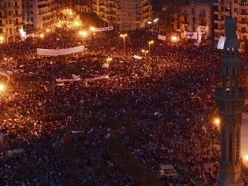 Multitud en la Plaza Tharir