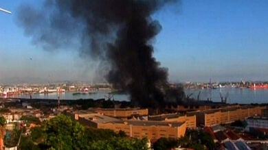 Se incendia la ciudad de la Samba en Río de Janeiro