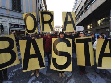 Protestas contra Berlusconi Protestas contra Berlusconi