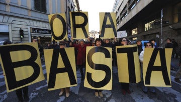 Protestas contra Berlusconi
