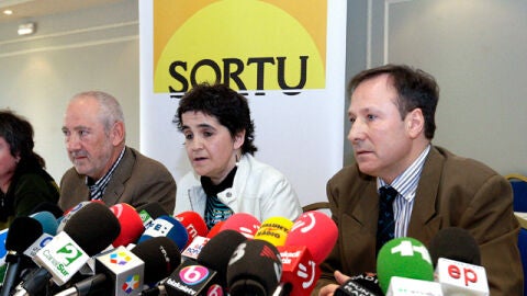 Rueda de prensa de la presentaci&oacute;n de 'Sortu'