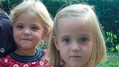 Las mellizas suizas secuestradas por su padre Las mellizas suizas secuestradas por su padre