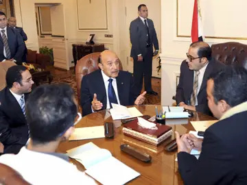 Omar Suleiman en una reunión la pasada semana Omar Suleiman en una reunión la pasada semana