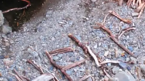 Rescate en Nueva Zelanda (17-2-2011) Rescate en Nueva Zelanda (17-2-2011)