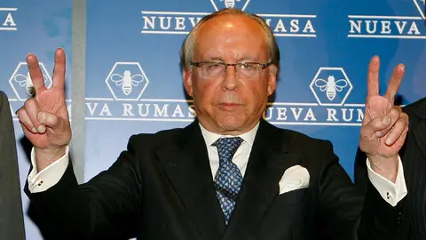 Ruiz-Mateos, tras la rueda de prensa Ruiz-Mateos, tras la rueda de prensa