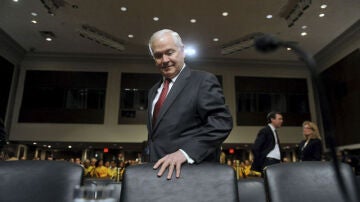 Robert Gates en el Comité de Servicios Armados del Senado