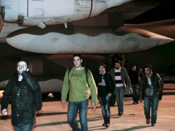 Cientos de personas están siendo evacuadas de Libia por sus respectivos gobiernos