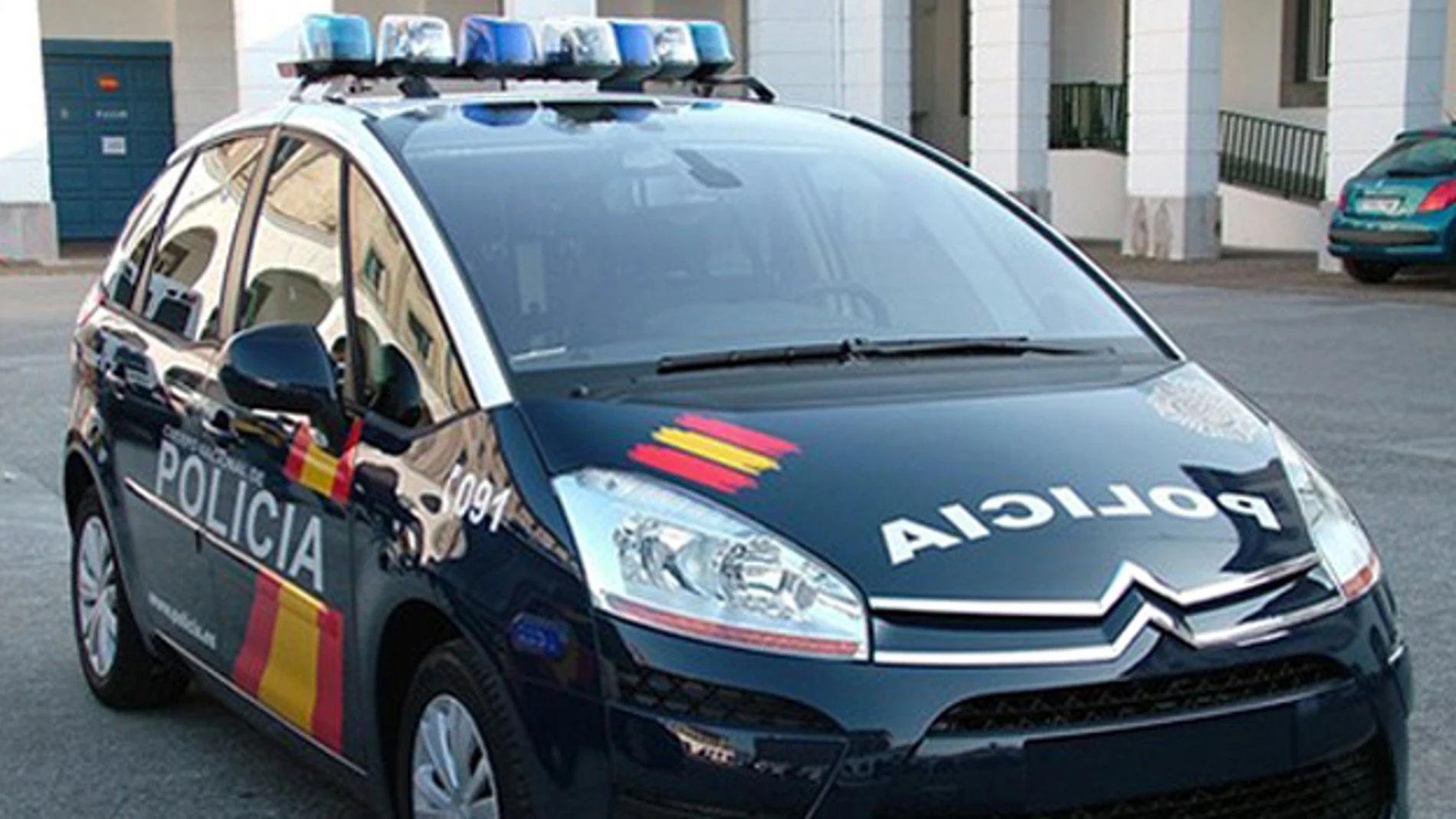 Coche de Policía Nacional Coche de Policía Nacional