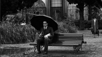 Charlie Cox interpreta a José María Escrivá de Balaguer