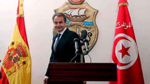 Zapatero, en su visita a T&uacute;nez