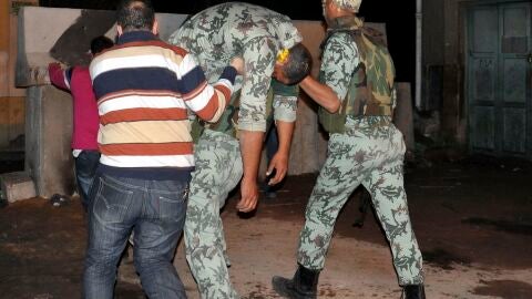 Asaltan el cuartel general de las fuerzas de seguridad en Alejandr&iacute;a