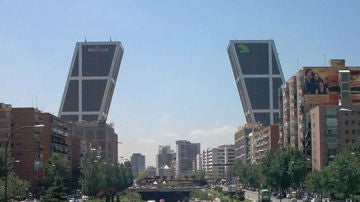 Las torres Kio de la Castellana de Madrid