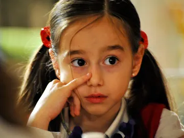 Lucía, el poder de la mente Lucía, el poder de la mente