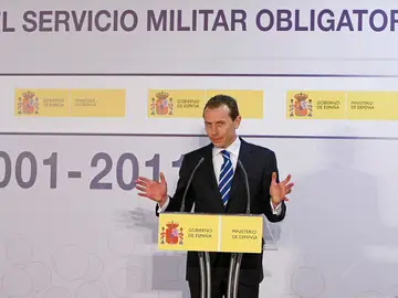 El ex futbolista Emilio Butragueño El ex futbolista Emilio Butragueño