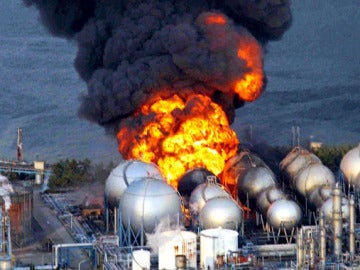 Imagen de la gran refinería en la provincia de Chiba