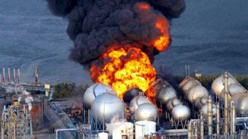 Imagen de la gran refinería en la provincia de Chiba