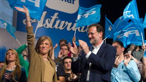 Rajoy, con la candidata a Asturias, Isabel P&eacute;rez Espinosa