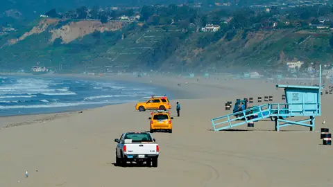 El tsunami llega a las costas estadoundenses El tsunami llega a las costas estadoundenses